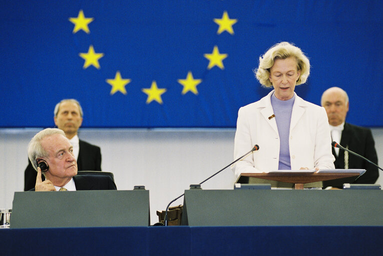 Foto 32: German President makes an official visit to the EP in Strasbourg