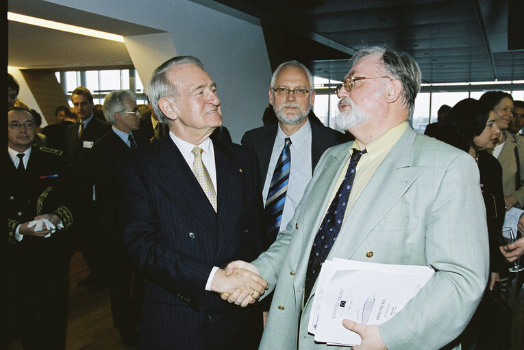 Foto 34: German President makes an official visit to the EP in Strasbourg