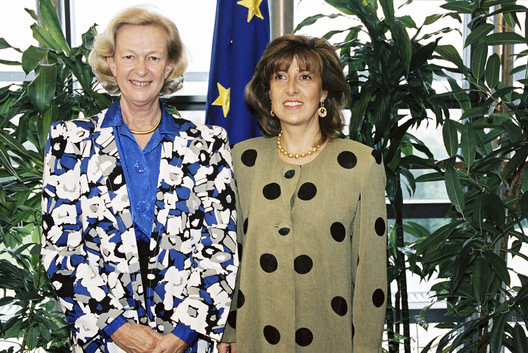 EP President meets Teresa MOURA State Secretary for Foreign Affairs at the European Parliament of Strasbourg on the 15th of May 2001.