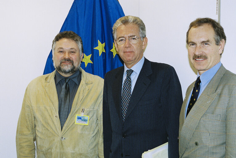 Zdjęcie 4: Exchange of views with the Commissioner in charge of Competition