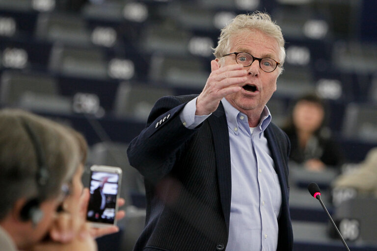 Foto 6: Last speech of Daniel COHN-BENDIT in Plenary session week 16 2014 in Strasbourg