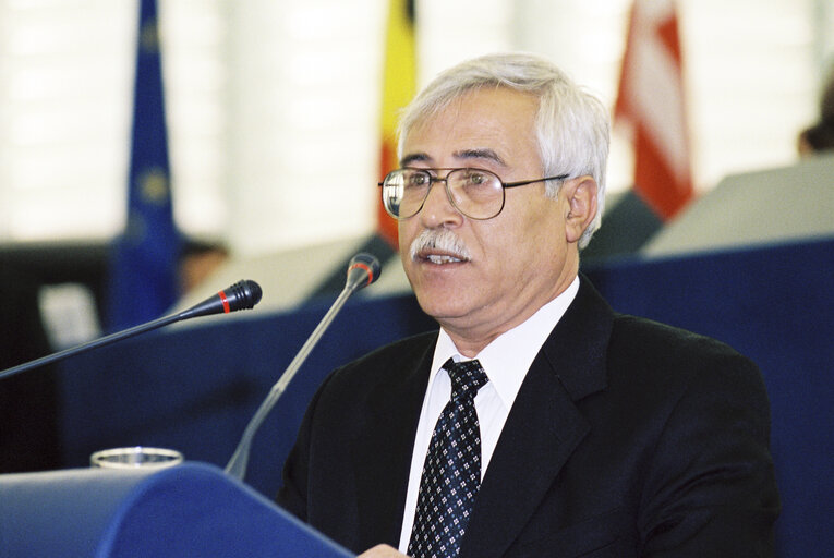 Φωτογραφία 6: Nurit Peled-Elhanan, Dom Zacarias Kamwenho and Izzat Ghazzawi, 2001 Sakharov Prize laureates, are received at the European Parliament