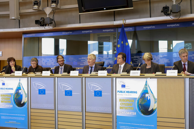 Zdjęcie 17: ENVI DEVE IMCO PETI -  Hearing on the European  Citizens' Initiative   Right2Water