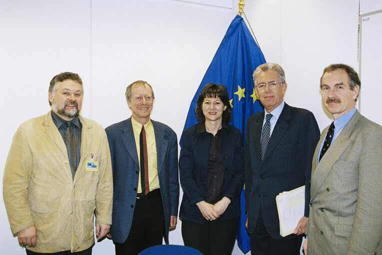 Zdjęcie 6: Exchange of views with the Commissioner in charge of Competition