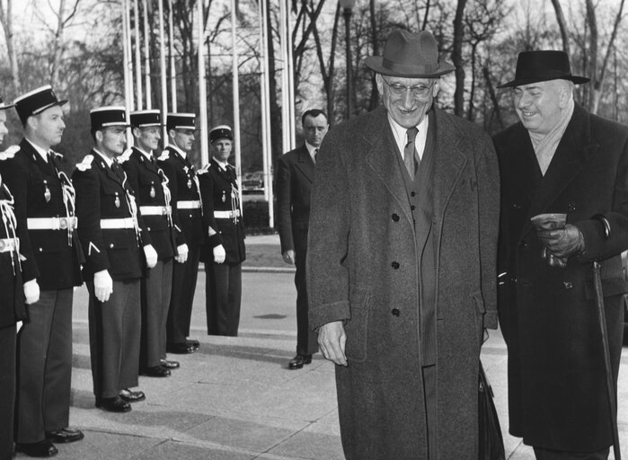 Robert SCHUMAN arriving at the Constitutive session of the new European Parliamentary Assembly on the 19th of March 1958