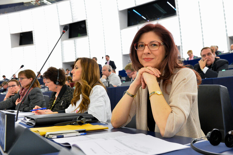 Foto 1: Romana JORDAN in plenary session week 09 2014 in Strasbourg