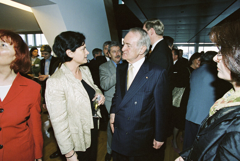 Foto 20: German President makes an official visit to the EP in Strasbourg