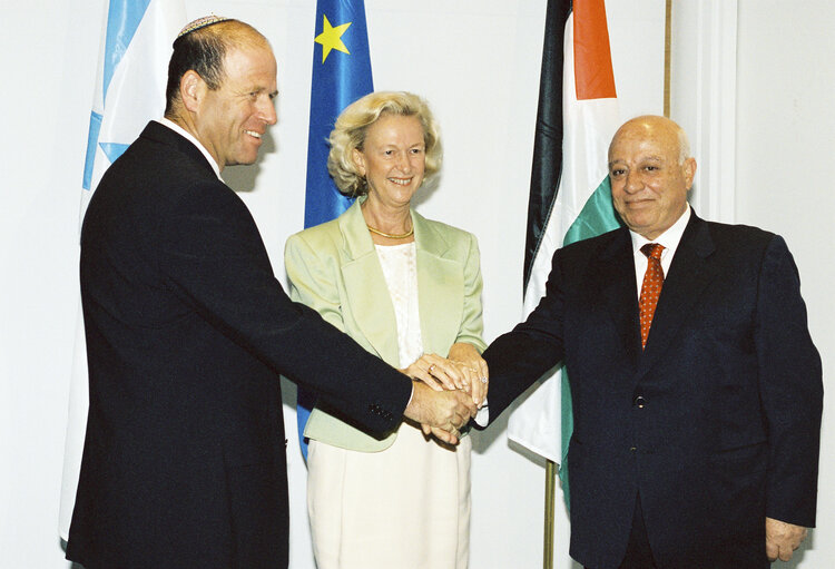 The European Parliament Preisdent Nicole FONTAINE, the Palestinian Legislative Council Ahmed QURIE (Abu ALA) and the Speaker of the Knesset Avraham BURG at the European Parliament of Brussels on the 5th of September 2000.