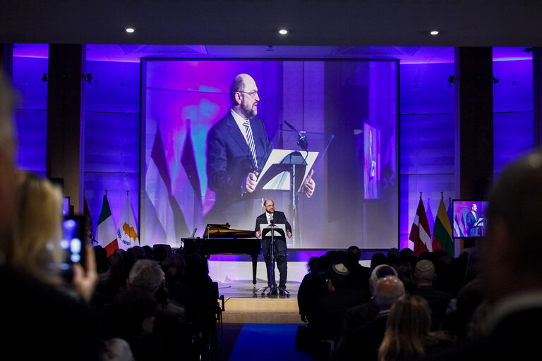 Fotografie 10: International Holocaust Rememberance Day ceremony