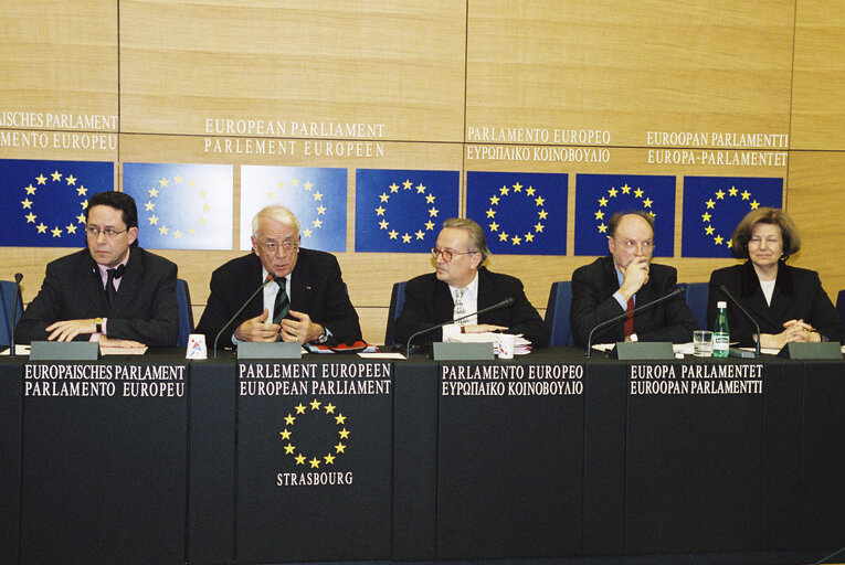 Press conference - Round table : relations between the EU and Turkey