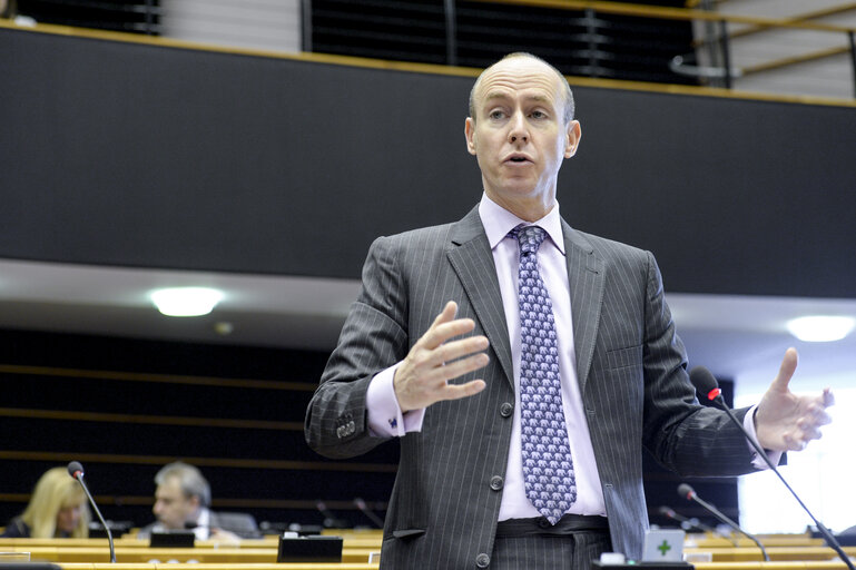 Photo 36: Plenary session in Brussels - Week 05  2017Votes and explanations of votes