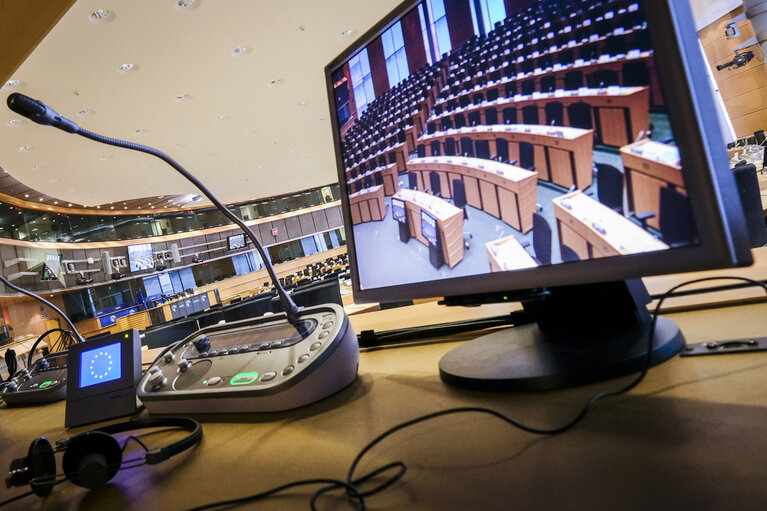 Fotografia 4: Stockshot of interpreter in the European Parliament