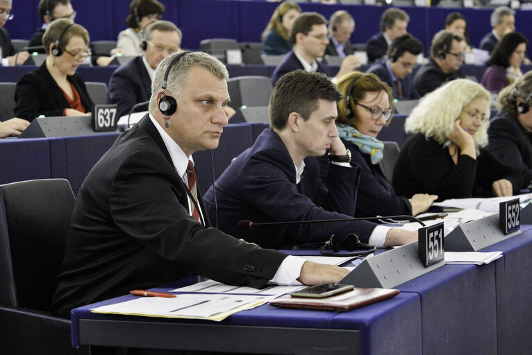 Fotografia 5: Peter KOUROUMBASHEV in plenary session Week 7 2017 in Strasbourg