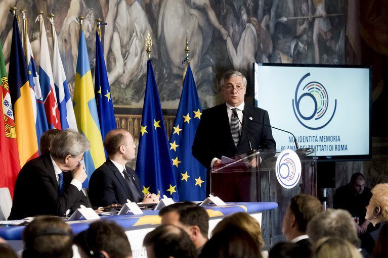 Fotogrāfija 15: Celebration of the ' 60 years of the Treaty of Rome ' in Campidoglio - Ceremony of the signature of the Rome declaration