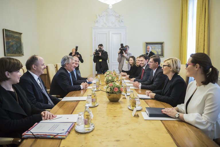 Fotogrāfija 1: Visit of the President of the European Parliament to Slovenia.  Miro CERAR - Slovenian Prime Minister  welcomes Antonio TAJANI - EP President during their meeting in Ljubljana, Slovenia on March 3, 2017.