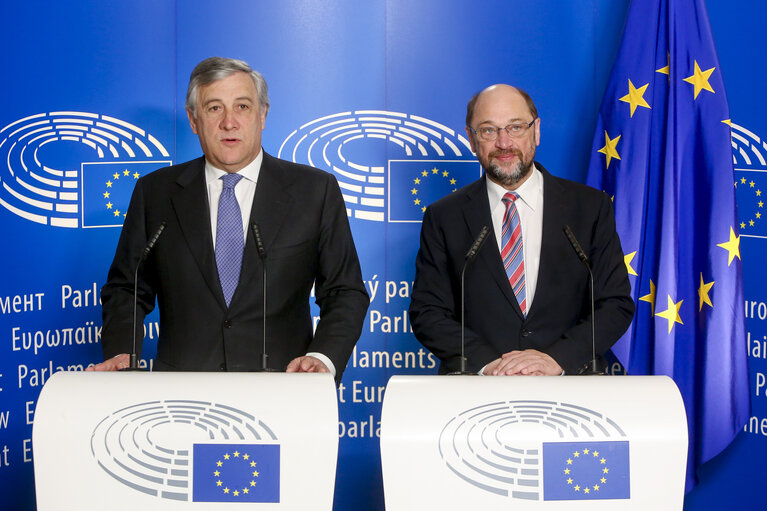 Suriet 6: Hand Over and Press point of Martin SCHULZ and Antonio TAJANI - EP President