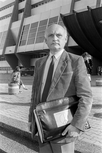 Michael McGOWAN at the EP in Strasbourg - April 1985