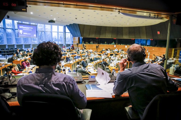 Fotografie 6: Stockshot of interpreter in the European Parliament