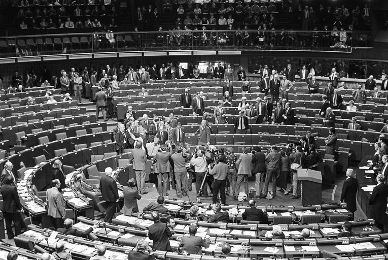 Fotagrafa 6: The hemicycle during the election of the new EP President in a plenary session in Strasbourg on the 20th of January 1987