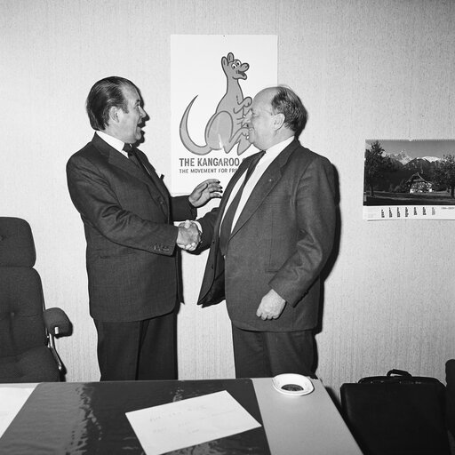 Suriet 9: Meeting of the Kangaroo Club in Strasbourg in November 1985