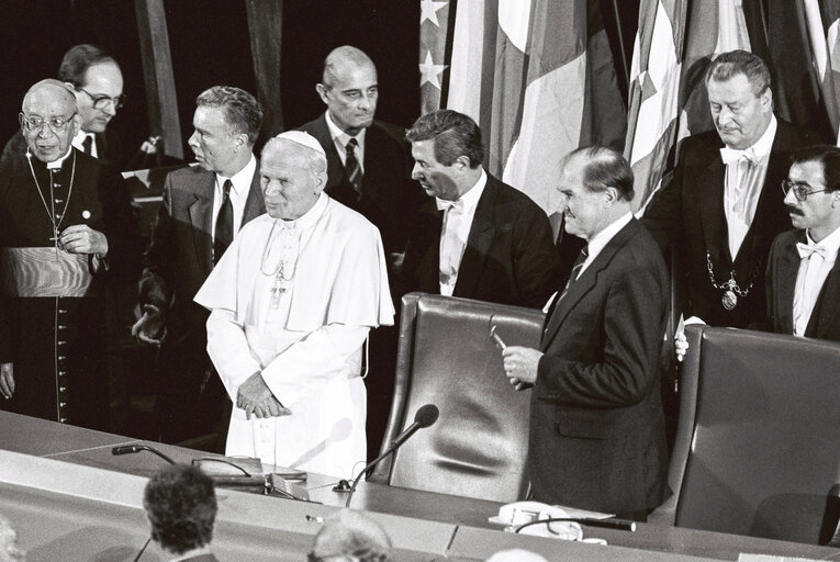 Visit of Pope John Paul II to the EP in Strasbourg, October 11, 1988.