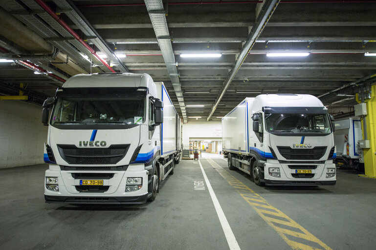 Movers transporting canteens from Brussels to Strasbourg