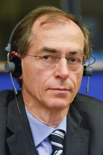 Zdjęcie 10: Financial Illiteracy: Ignorance, repercussions and solutions