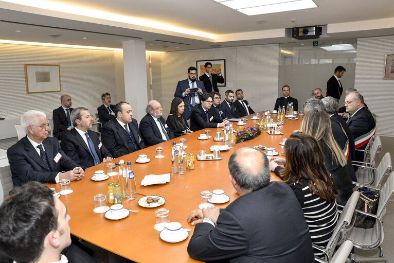 Foto 6: Antonio TAJANI - EP President meets with the delegation carrying the Fiaccola Benedettina di Pace