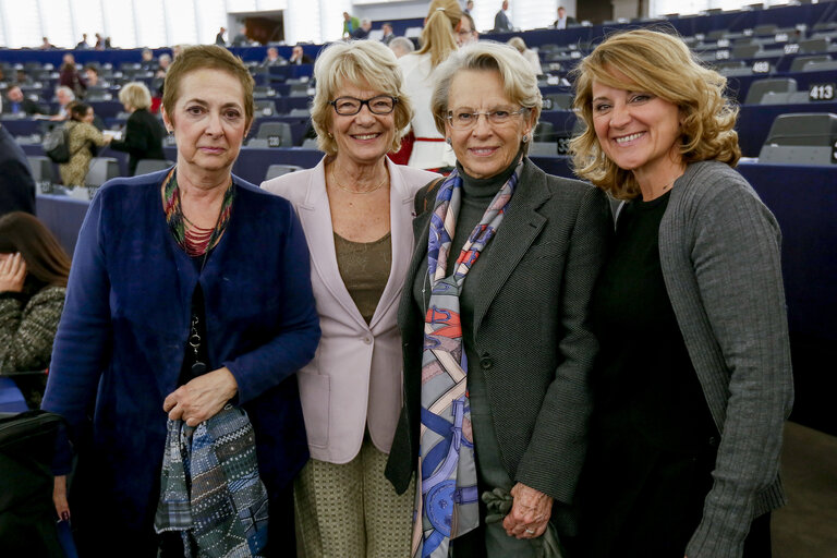 Fotografija 7: Plenary session Week 3 2017 in Strasbourg - Election of the Quaestors of Parliament