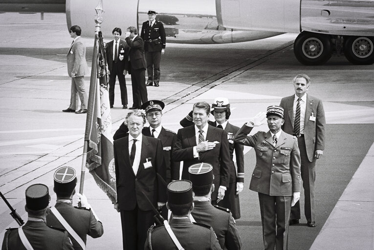 Fotagrafa 8: Official visit of Ronald REAGAN President of the United States in Strasbourg in May 1985. Arrival