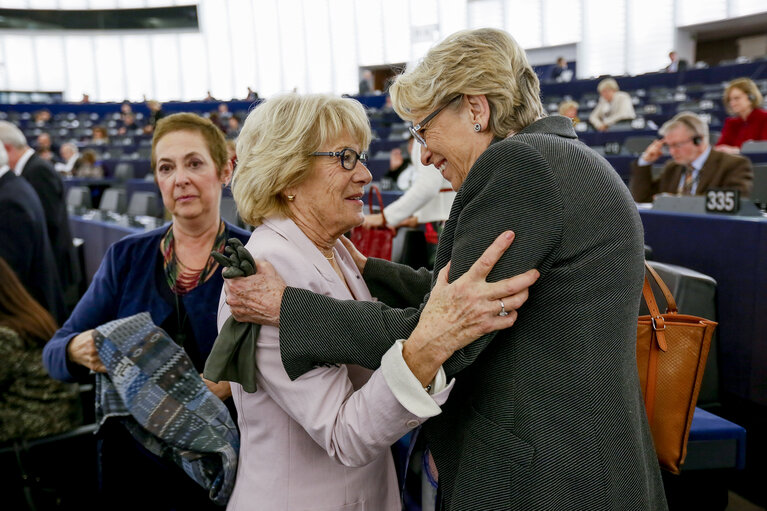 Fotografija 6: Plenary session Week 3 2017 in Strasbourg - Election of the Quaestors of Parliament