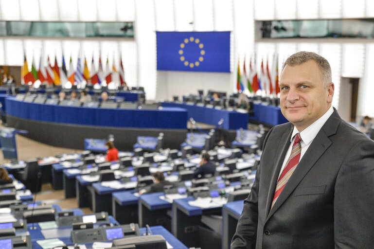 Foto 10: Peter KOUROUMBASHEV in the European Parliament in Strasbourg