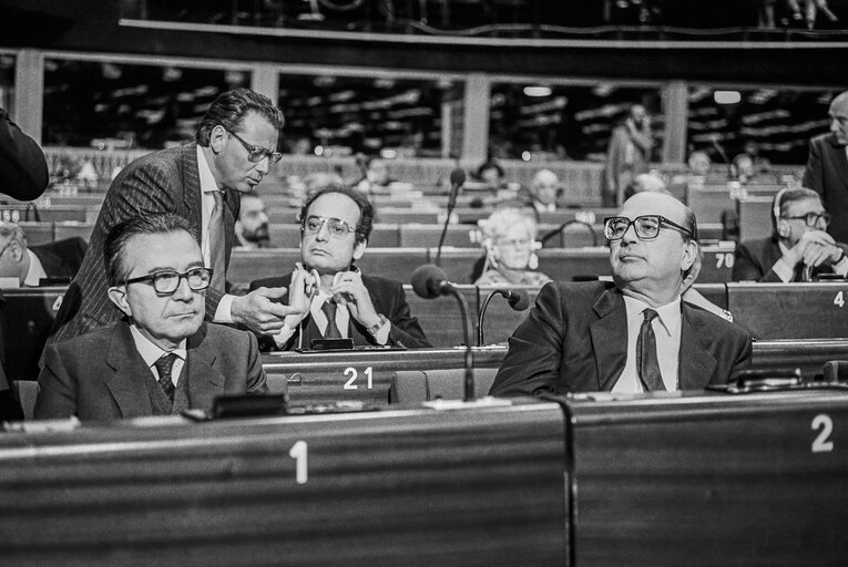 Fotó 11: Prime Minister of Italy in Plenary session in Strasbourg - April 2016