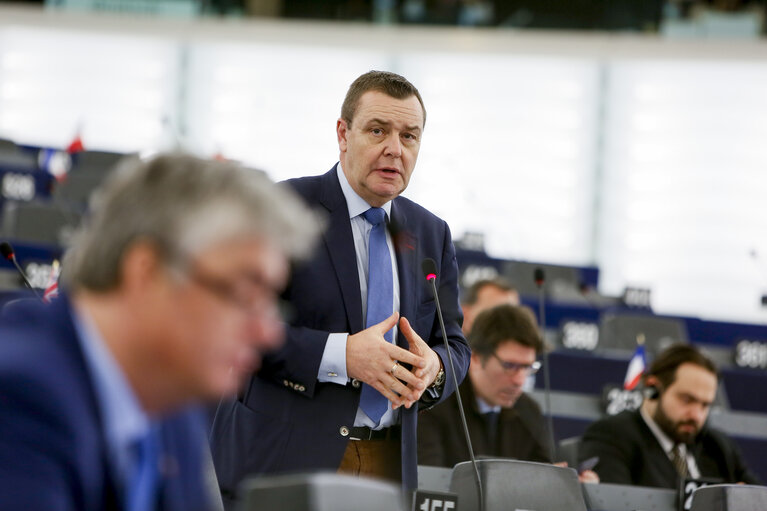 Photo 13: Plenary session Week 3 2017 in Strasbourg - Central African Republic