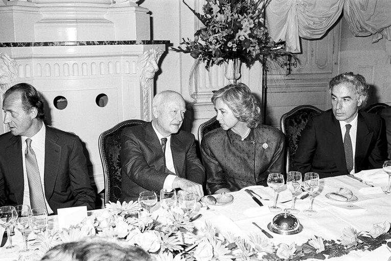 Foto 3: Visit of King and Queen of Spain at the European Parliament in Strasbourg in May 1986