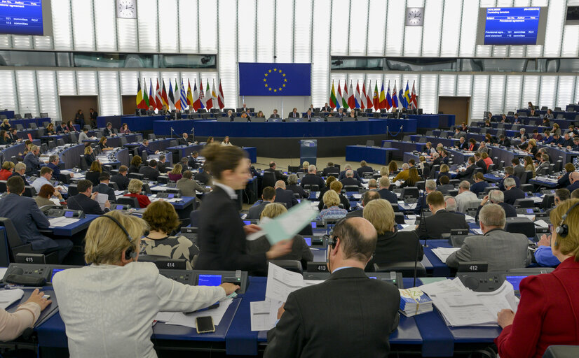 Fotografie 17: Plenary session week 7 2017 in Strasbourg- VOTES followed by explanations of votes