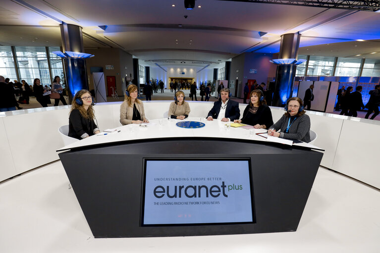 Fotografija 17: EURANET Citizen's corner - Radio debate