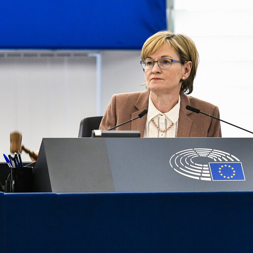 Foto 16: Plenary session week 14 2017 in Strasbourg- Explanations of votes on the negotiations with the United Kingdom following its notification that it intends to withdraw from the European Union