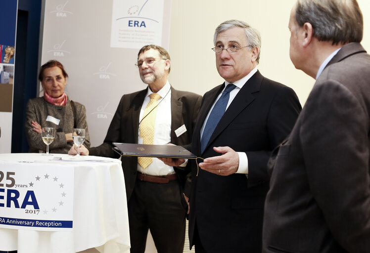 Photo 5: Antonio TAJANI - EP President welcome speech at the Academy of European Law