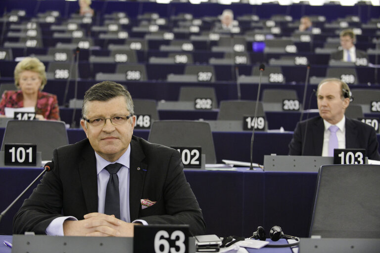 Photo 7: Franck PROUST in plenary session week 7 2017 in Strasbourg