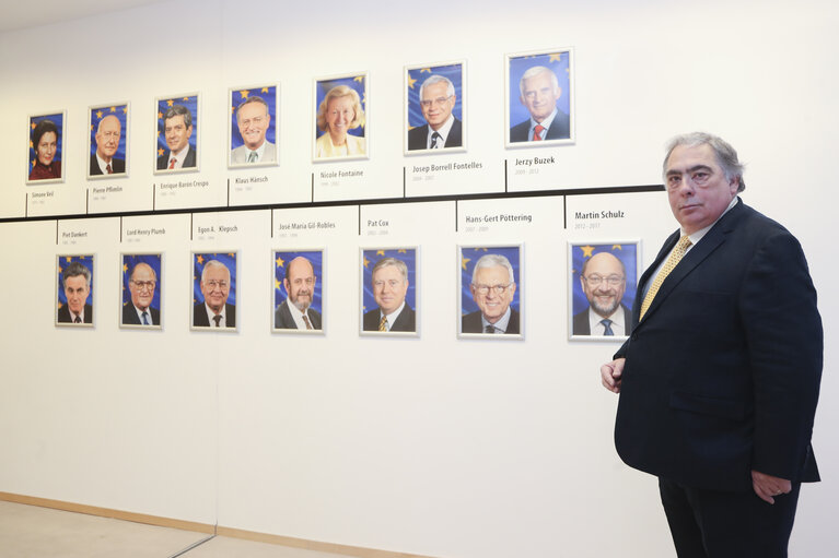 Φωτογραφία 8: MEP John FLACK in the European Parliament in Brussels