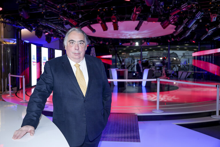 Φωτογραφία 15: MEP John FLACK in the European Parliament in Brussels