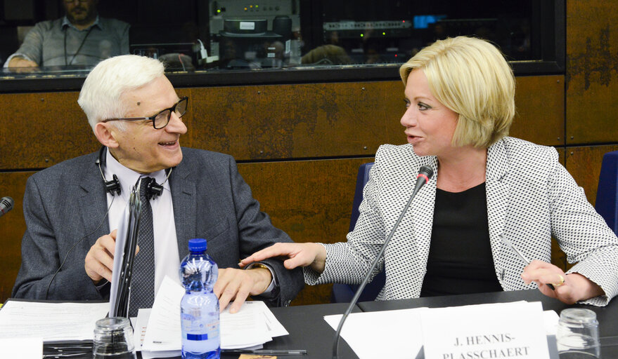 Fotografija 9: Conference of Committee Chairs - Meeting with the Minister of Defence of the Netherlands  Presidency, Chairs