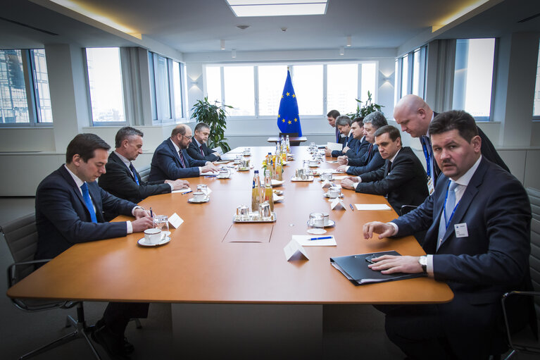 Foto 8: Martin SCHULZ - EP President meets with Petro POROSHENKO, President of Ukraine