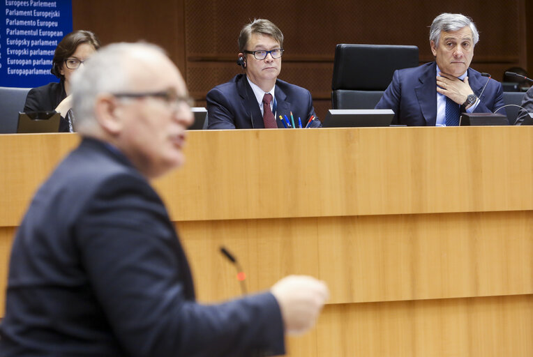 Fotografie 6: Plenary session week 17 2016 in Brussels.  Council and Commission statements - Legal aspects, democratic control and implementation of the EU-Turkey  agreement