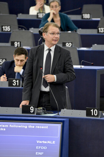 Foto 11: Plenary session week 15 2016 in Strasbourg - Counterterrorism following the recent terrorist attacks  Council and Commission statements