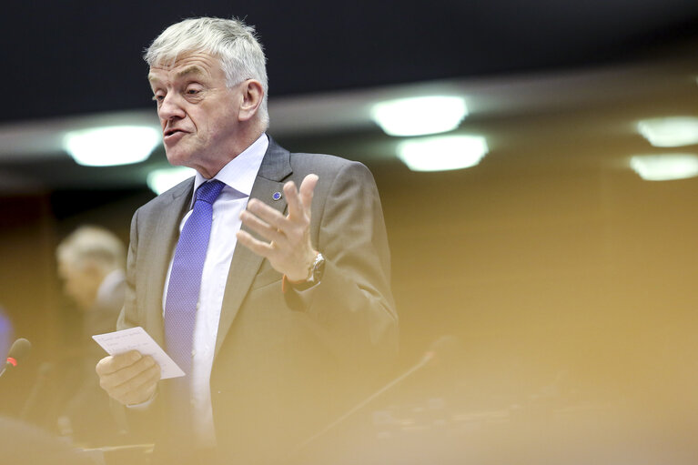 Fotografi 17: Plenary session week 17 2016 in Brussels.  Joint debate ' Railway Package '