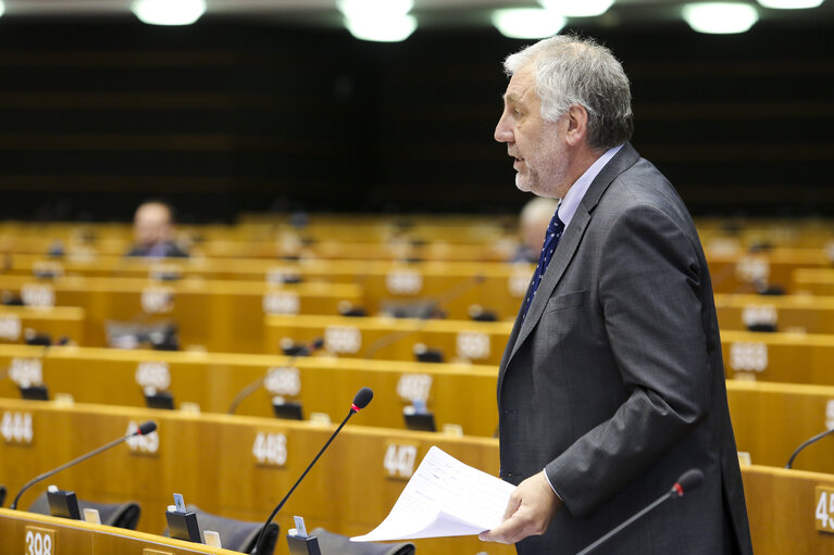 Fotografi 20: Plenary session week 17 2016 in Brussels.  Joint debate ' Railway Package '