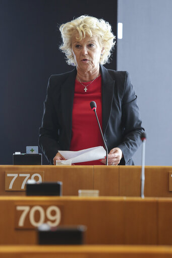 Fotografi 21: Plenary session week 17 2016 in Brussels.  Joint debate ' Railway Package '