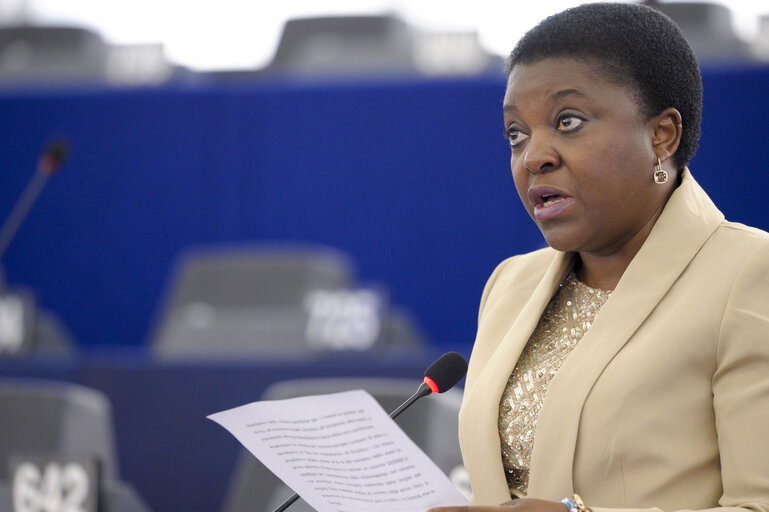 Suriet 6: Kashetu KYENGE in plenary session week 15  2016 in Strasbourg